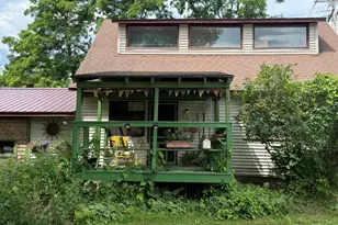 69 Liberty St, Dexter, ME 04930 - Photo 4