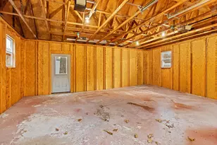 137 Barlen St, Farmington, ME 04938 - Photo 10