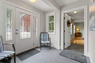 330 Main St, Cumberland, ME 04021 - Photo 8