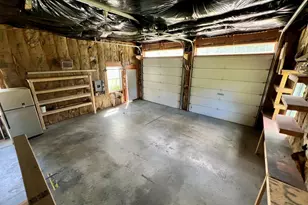 1079 Turner St, Auburn, ME 04210 - Photo 18