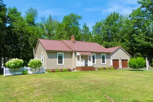 33 Oak Wood Dr, Gorham, ME 04038 - Photo 2