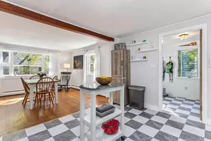 43 Bates St, Yarmouth, ME 04096 - Photo 6