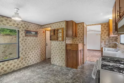 914 Pond Road, Wales, ME 04280 - Photo 10