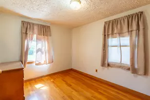 38 Bonnybriar Rd, South Portland, ME 04106 - Photo 16