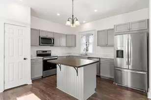 33 Main St, Cornish, ME 04020 - Photo 2