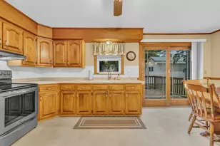 18 Grove St, East Millinocket, ME 04430 - Photo 20