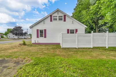 18 Grove Street, East Millinocket, ME 04430 - Photo 8