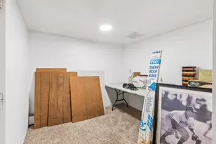 17 Boynton St, Portland, ME 04102 - Photo 24