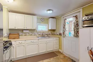 1776 Riverside Dr, Auburn, ME 04210 - Photo 10