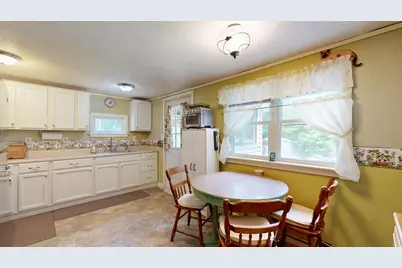 1776 Riverside Drive, Auburn, ME 04210 - Photo 12