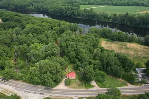 1776 Riverside Dr, Auburn, ME 04210 - Photo 2