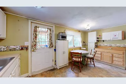 1776 Riverside Drive, Auburn, ME 04210 - Photo 8