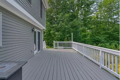 10 Vivs Way, Raymond, ME 04071 - Photo 6