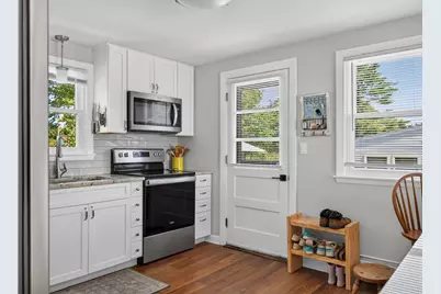 147 Rowe Avenue, Portland, ME 04102 - Photo 6