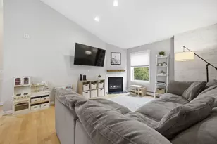 33 Gray Rd, Cumberland, ME 04021 - Photo 10