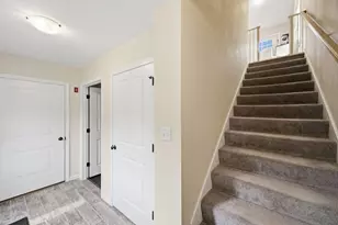 33 Gray Rd, Cumberland, ME 04021 - Photo 4