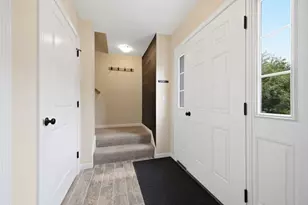 33 Gray Rd, Cumberland, ME 04021 - Photo 4