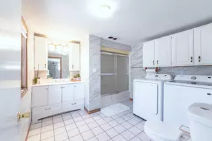 25 Green St, Saco, ME 04072 - Photo 14