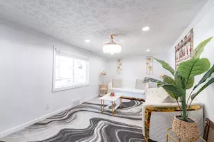 25 Green St, Saco, ME 04072 - Photo 18