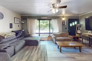 46 Edwards St, Lincoln, ME 04457 - Photo 6
