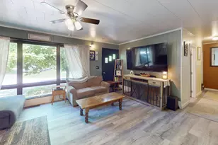 46 Edwards St, Lincoln, ME 04457 - Photo 8