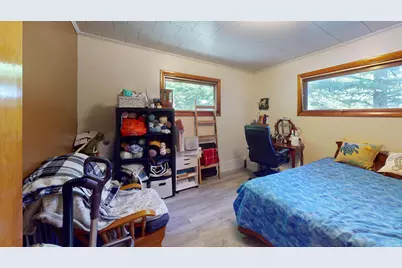 46 Edwards Street, Lincoln, ME 04457 - Photo 14