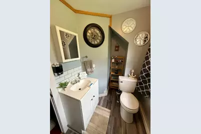1211 N Main Street, Winterport, ME 04496 - Photo 18