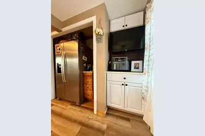 1211 N Main Street, Winterport, ME 04496 - Photo 10