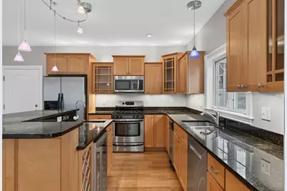 24 Brackett Street #1, Portland, ME 04102 - Photo 14