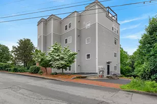 24 Brackett St, Portland, ME 04102 - Photo 30