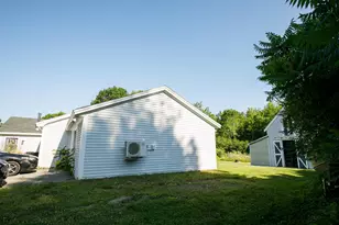 33 Manning Dr, West Gardiner, ME 04345 - Photo 6