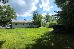 14 New York St, Millinocket, ME 04462 - Photo 2