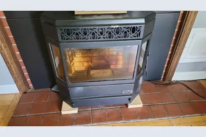 14 New York Street, Millinocket, ME 04462 - Photo 8