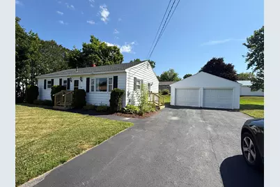 8 Broadlawn Drive, Brewer, ME 04412 - Photo 1