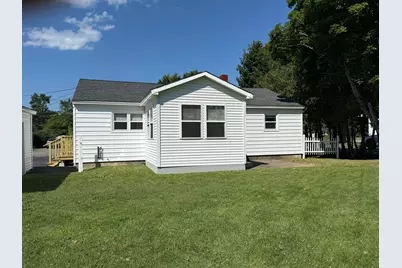 8 Broadlawn Drive, Brewer, ME 04412 - Photo 2