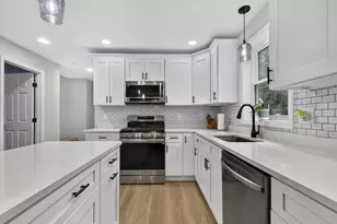 44 Redwood Ln, Sanford, ME 04073 - Photo 4