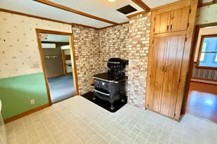 235 Washburn St, Caribou, ME 04736 - Photo 10
