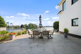 31 Water St, Kittery, ME 03904 - Photo 12