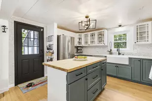 4 Ellen Cir, Yarmouth, ME 04096 - Photo 10
