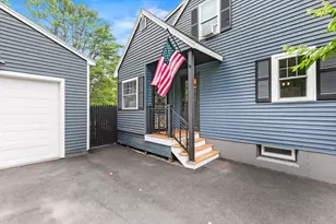 4 Ellen Cir, Yarmouth, ME 04096 - Photo 8
