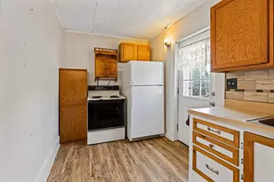 19 Spring St, Clinton, ME 04927 - Photo 32