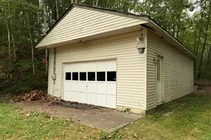21 7th St, Auburn, ME 04210 - Photo 12
