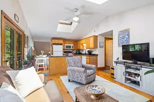 160 Oak Ln, Dayton, ME 04005 - Photo 10