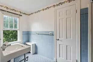 136 Silver St, Waterville, ME 04901 - Photo 28