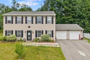 118 Briarwood Dr Ext, Bangor, ME 04401 - Photo 2