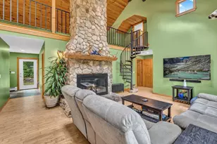 154 Daves Way, Dresden, ME 04342 - Photo 4