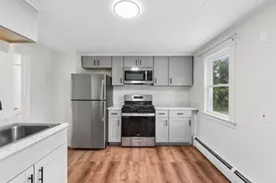 83 North St, Waterville, ME 04901 - Photo 4