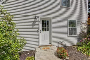9 Monroe Dr, Naples, ME 04055 - Photo 2