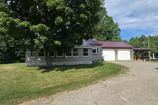 171 S Belfast Ave, Augusta, ME 04330 - Photo 2
