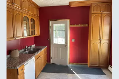 266 Main Street, Pittsfield, ME 04967 - Photo 8